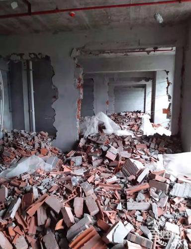 拆砸項(xiàng)目